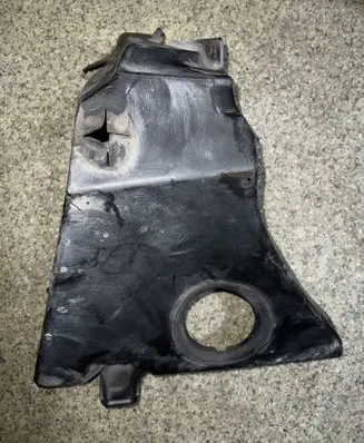 BMW 5 E39 Other engine bay part 8235607