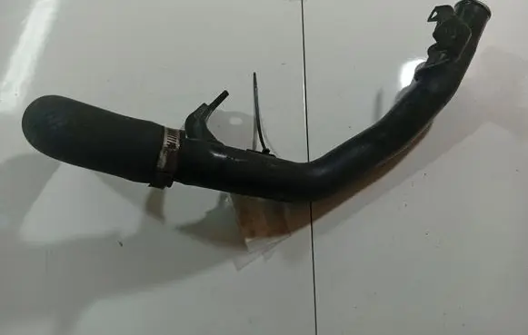 Intercooler hose/pipe