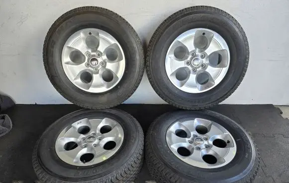 Jeep Wrangler R16 steel rim