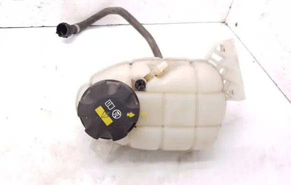 BMW 1 F20 F21 Coolant expansion tank/reservoir 17137642160 7642160