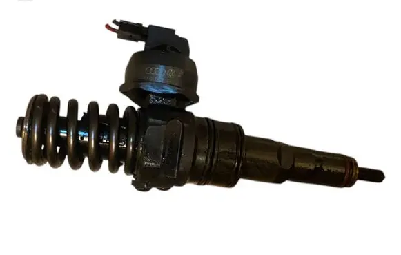 Skoda Octavia Mk2 (1Z) Fuel injector 038130073AG 0414720215 0414720265