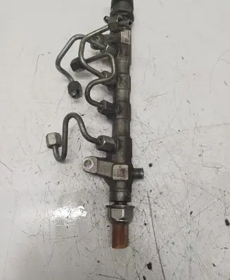 Volkswagen PASSAT CC Fuel main line pipe 03L089M