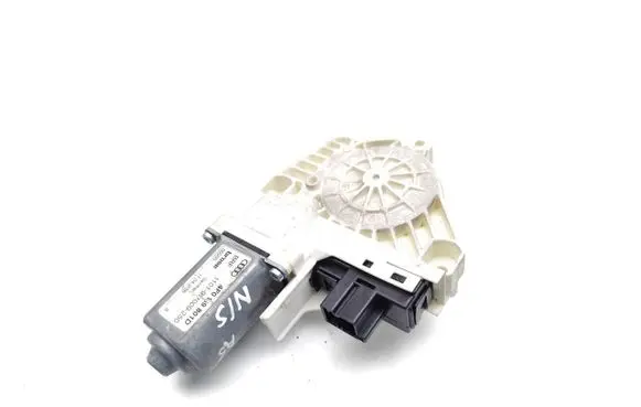 Audi A5 8T 8F Front door window regulator motor 4F0959801D 1101997009250