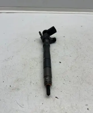 Fuel injector