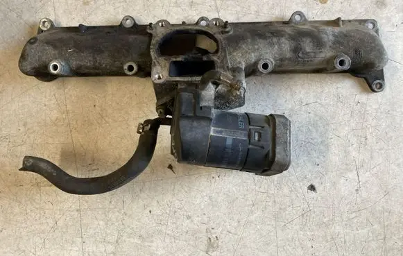 Opel Vectra C EGR valve 102301