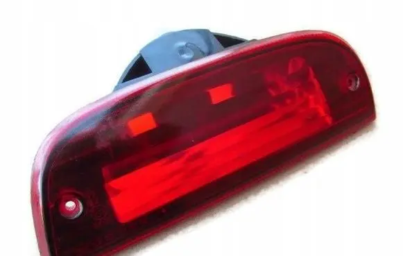 Jeep Cherokee III KJ Third/center stoplight