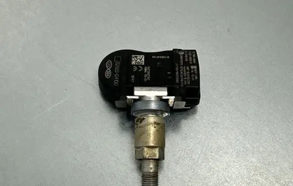 KIA Optima Tire pressure sensor 52933D4100