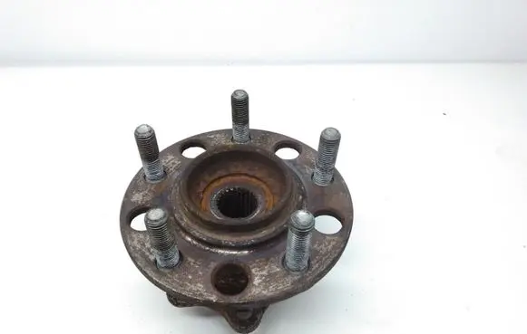 Jeep Patriot Rear wheel hub