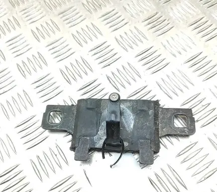 Audi Q3 F3 Rear door lock loop/hook striker 8W9827507A