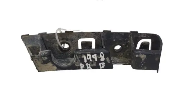 Peugeot 508 Front bumper mounting bracket 9686570480