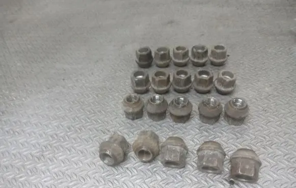 Nuts/bolts
