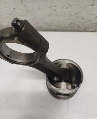 BMW 5 GT F07 Piston with connecting rod 0840ZR