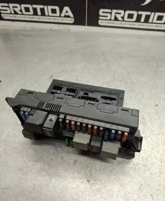 Mercedes-Benz E W211 Fuse module 2115453801