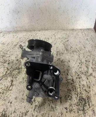 Opel Astra K Water pump 12635767