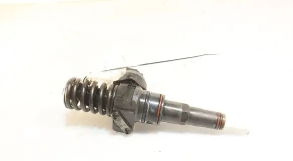 Skoda Octavia Mk1 (1U) Fuel injector 0414720037