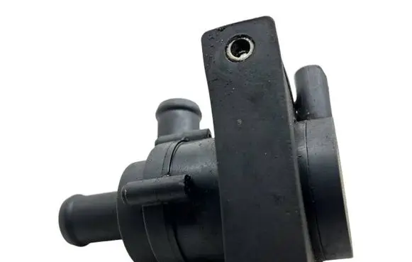 Volkswagen PASSAT B6 Electric auxiliary coolant/water pump 30950000