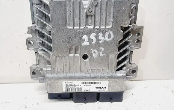 Volvo V60 Engine control unit/module 31355712 36000608