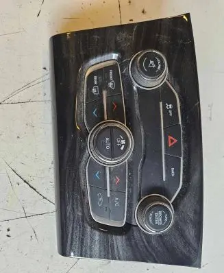Chrysler 300C Climate control unit P56054875AD X99006000XX