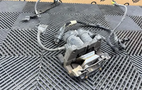 Alfa Romeo Stelvio Rear brake caliper 00505415060
