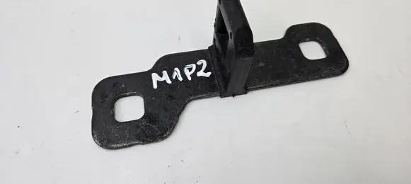 BMW i3 Trunk lock loop 7248076