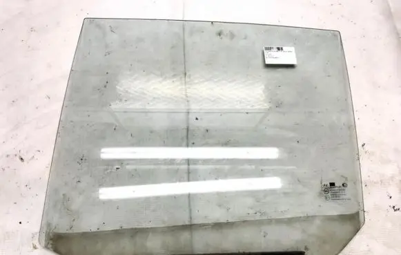 Hyundai Getz Rear door window glass