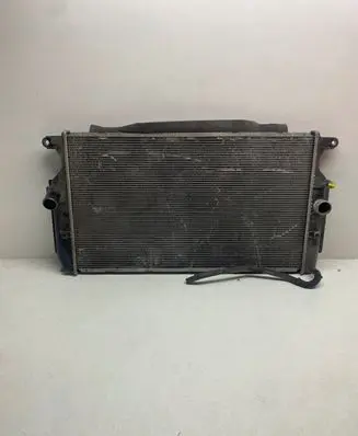 Toyota Auris 150 Coolant radiator DT4221343081