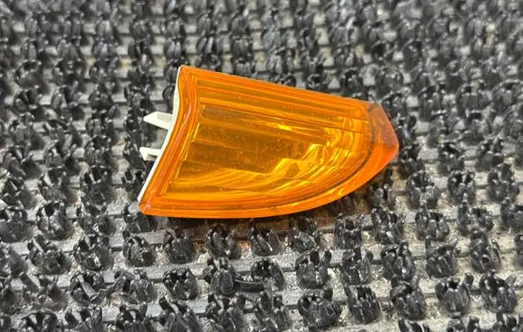 Volkswagen PASSAT CC Front indicator light 3C8807717A 3C8807717