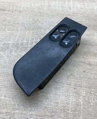 Opel Astra F Electric window control switch 90383584 03720000