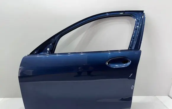 BMW 1 F40 Front door 