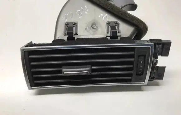 Audi A6 S6 C6 4F Dashboard side air vent grill/cover trim 4F2820901B