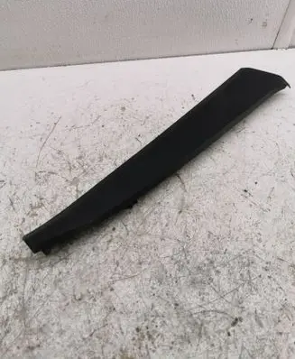 Volvo V40 Front sill trim cover 31102347