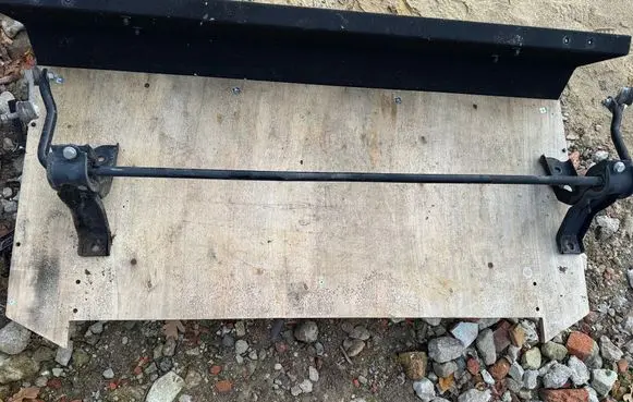 Peugeot 3008 II Rear axle beam 9819390180