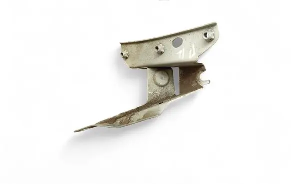 Audi A7 S7 4G Fender mounting bracket 4G8821135D