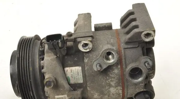 Hyundai ix35 Air conditioning (A/C) compressor (pump) F500DX9FA11
