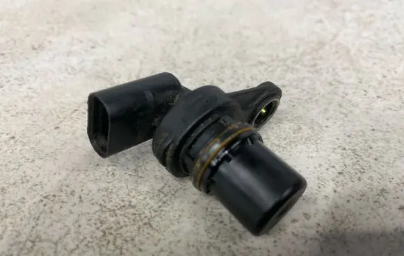Dodge Caliber Camshaft position sensor 05033308AB