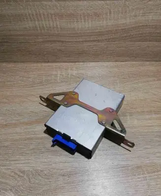 BMW 5 E34 Cruise control unit/module 1388043