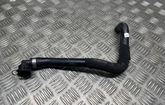 BMW X6 G06 Engine coolant pipe/hose 9398801