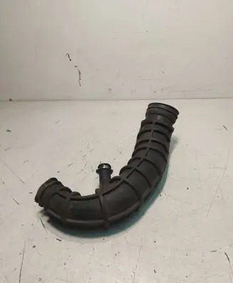 Air intake hose/pipe