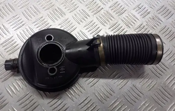 Opel Astra G Breather hose/pipe 90572687