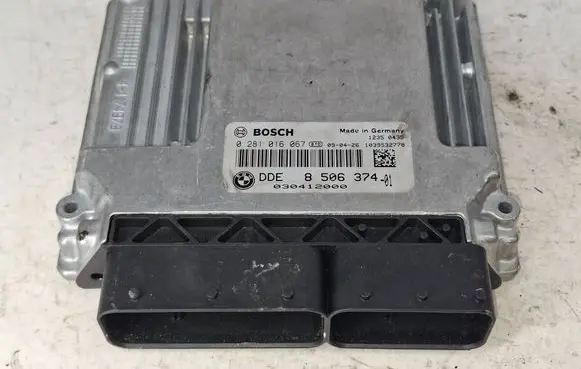 BMW 3 E90 E91 Engine control unit/module 8506374 0281016067 030412000