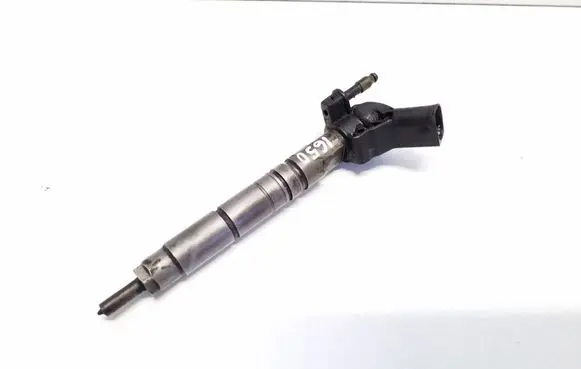 Mercedes-Benz E W212 Fuel injector A6420701187 091028