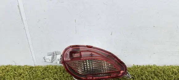 Toyota Yaris Reverse light 0D-170