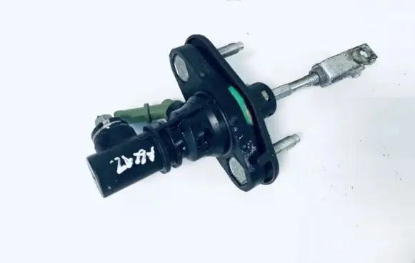 Toyota Auris 150 Clutch master cylinder 3142002051a 31420-02051-a