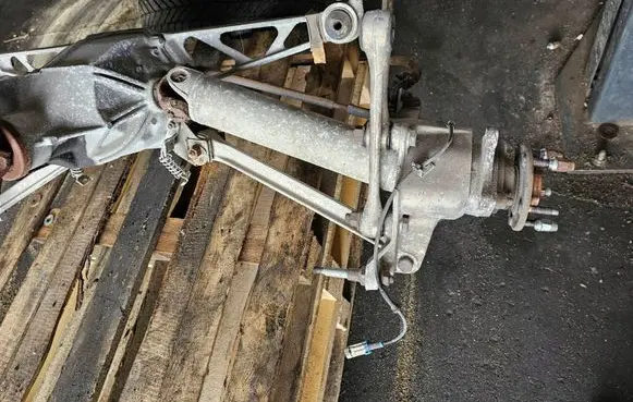 Chevrolet Corvette Rear wheel hub spindle/knuckle 
