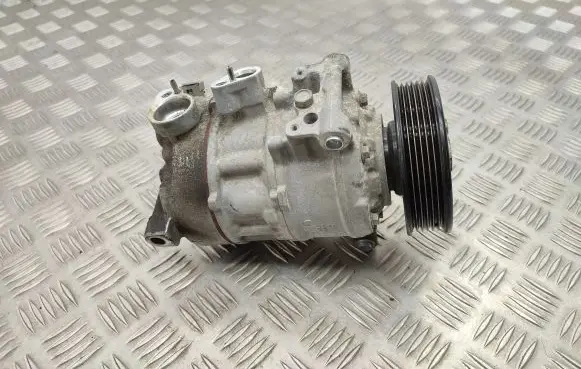 Volkswagen Golf Sportsvan Air conditioning (A/C) compressor (pump) 5Q0816803D