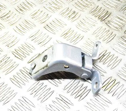 Honda Odyssey Front door upper hinge 