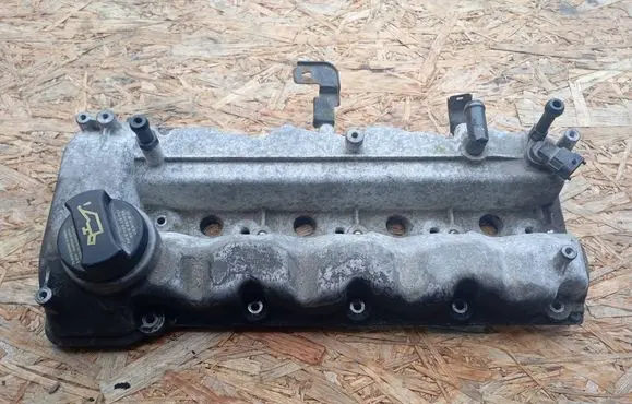 Hyundai i30 Rocker cam cover