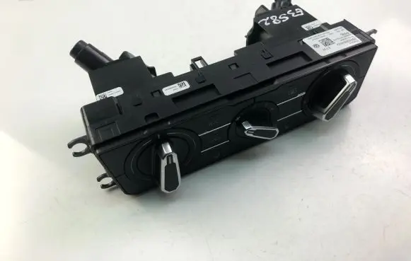 Volkswagen Golf VII Interior fan control switch 2G1820045Q