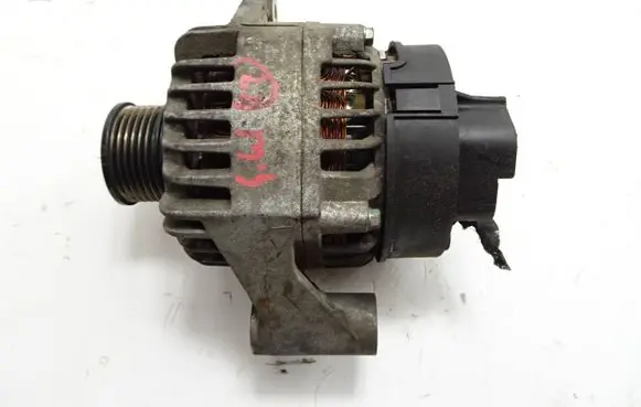 Alfa Romeo Giulietta Generator/alternator 51820624 91012101440