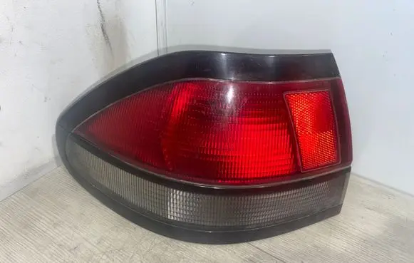 Mazda 626 Rear/tail lights 22061825